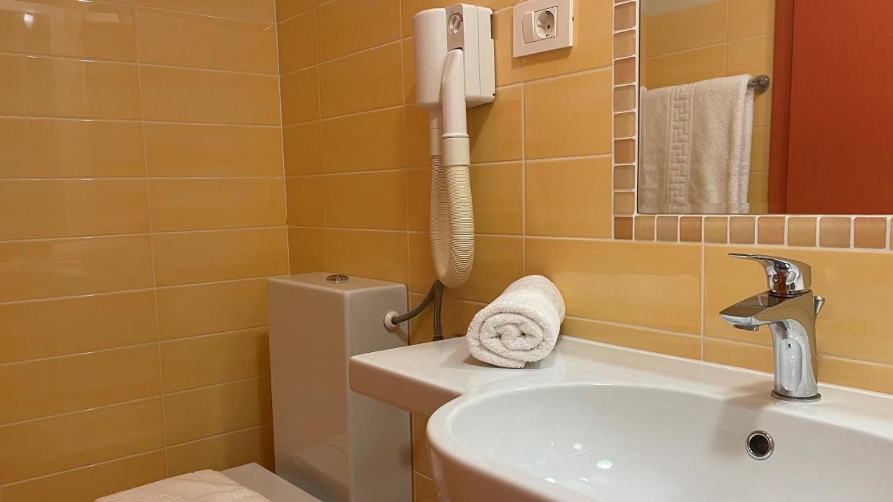 Madonca Rooms & Restaurant Nova Gorica Extérieur photo